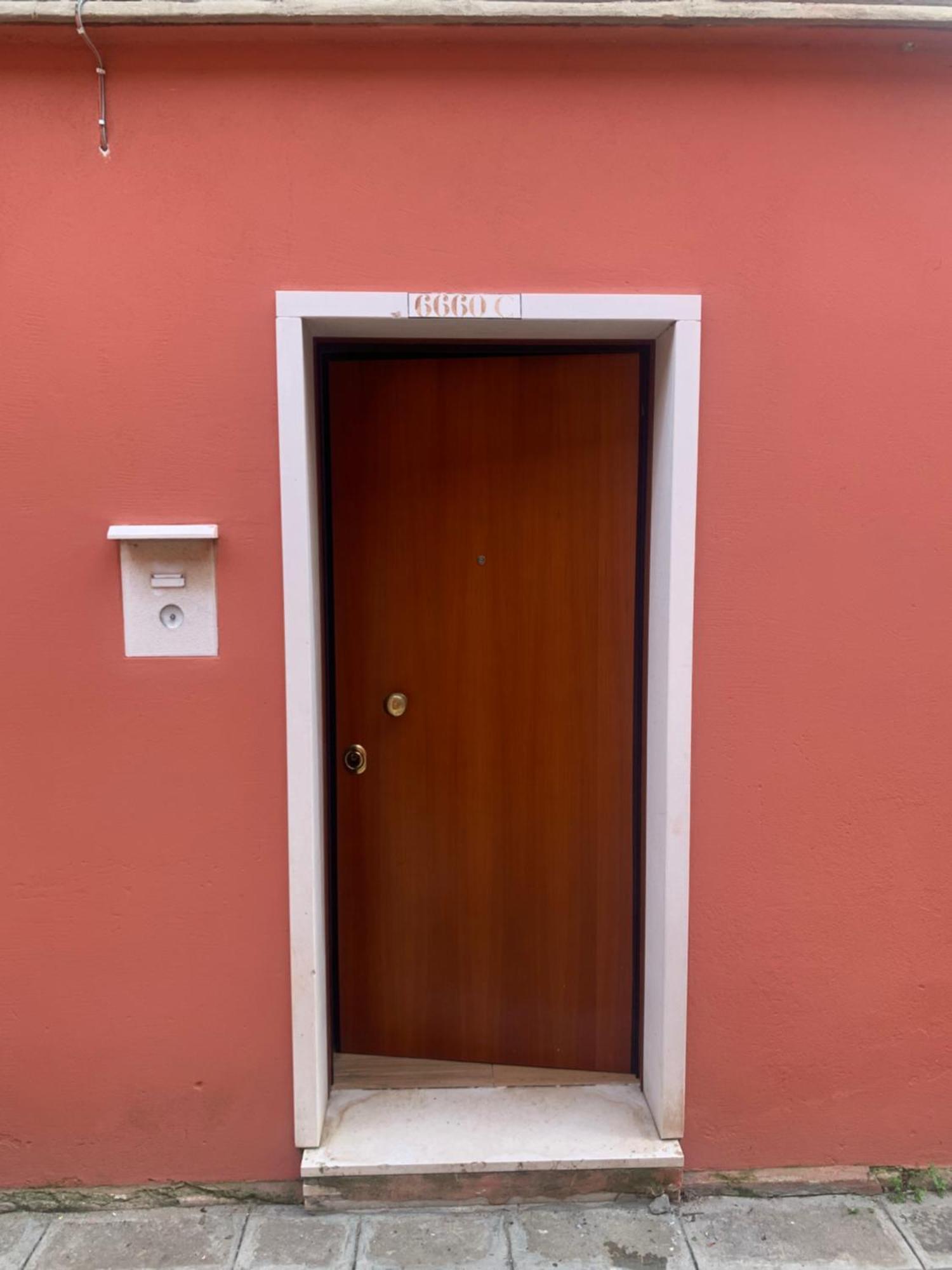 Appartamento Con Cortile Венеция Екстериор снимка